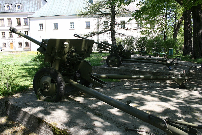 a 143